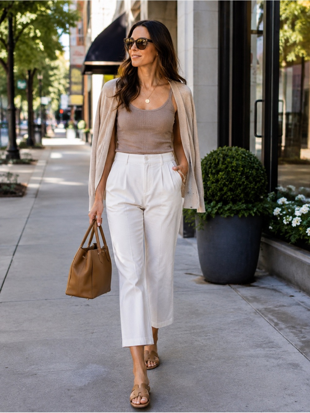 Black Halo Porcelain White Pleated Cropped Flare Pants 3591308 Size 6 NWT